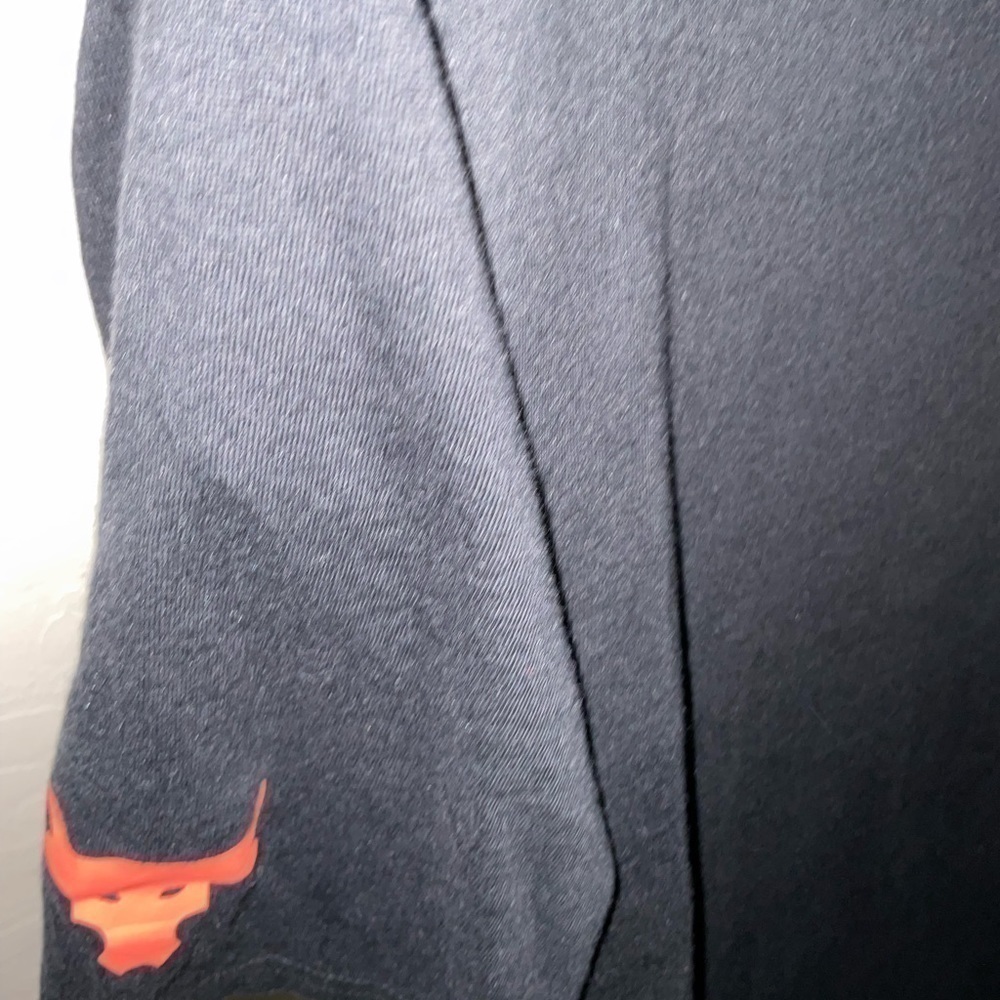 Men’s used UA under Armour size XL project rock Iton Paradise shirt Pre own item - Picture 5 of 5